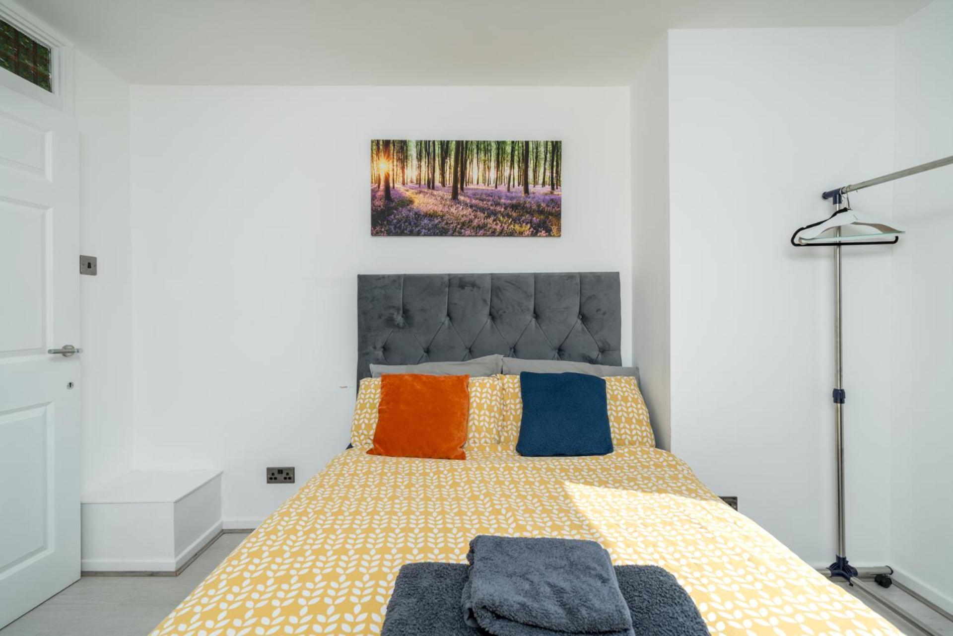 Private Room In London Enfield With Parking Zewnętrze zdjęcie